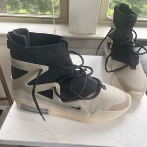 Nike x Fear of God 1 “String The Question”